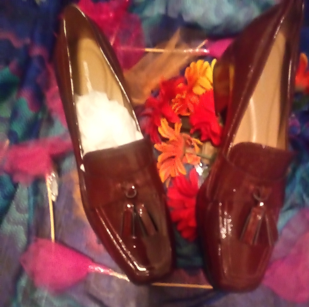 Easy Spirit Women's Drew Loafers,  Dark Red Patent Leather 10M - Picture 5 of 16